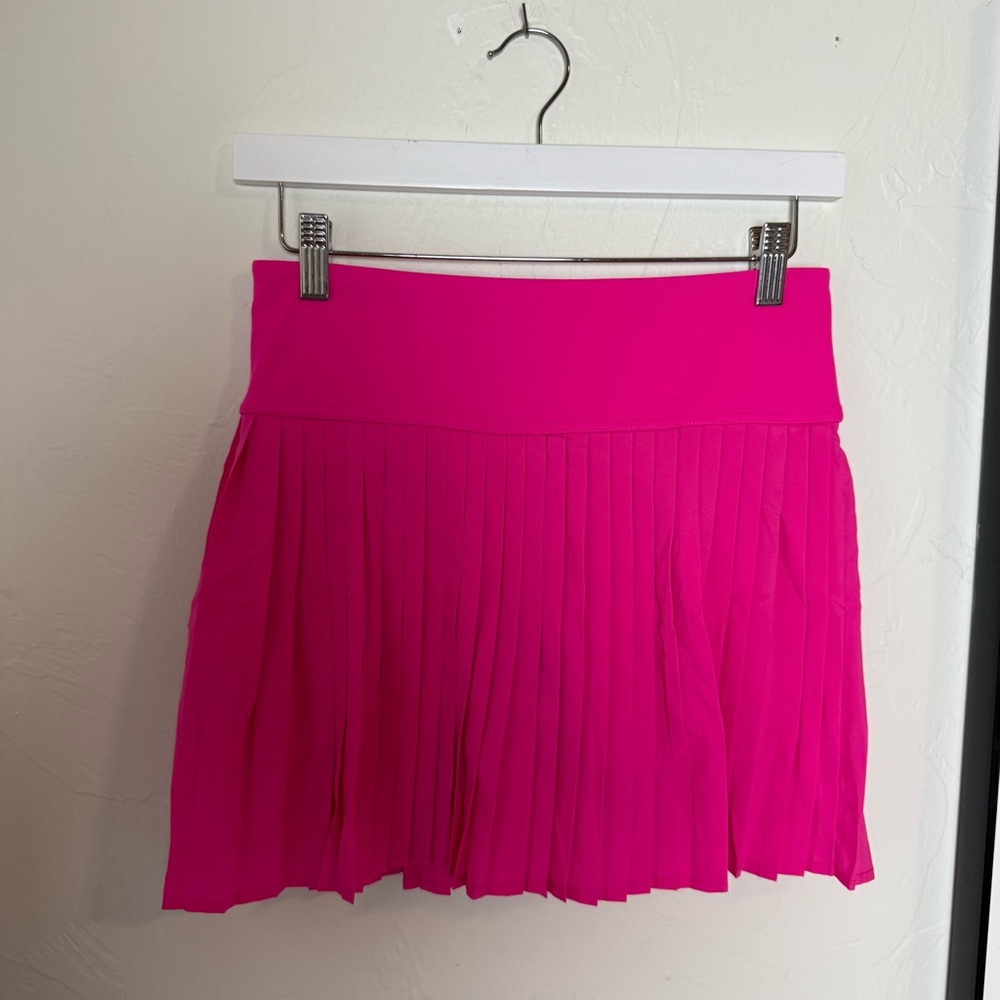 Fabletics Hot Shot Pleated Skort Mini size Small NWOT - Picture 4 of 8